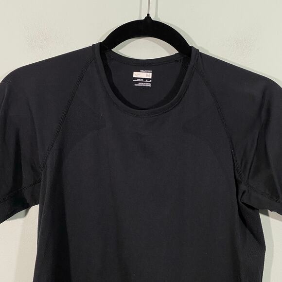 Nike Women's Black Fitdry Fitted Athletic Short Sleeve Top Size M - Picture 2 of 9